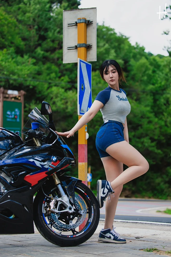 华体会体育直播v31.67.9.28 官方正式版 0